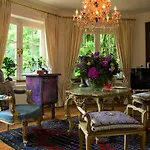 Hotel Boutique Huize Rustoord 5*